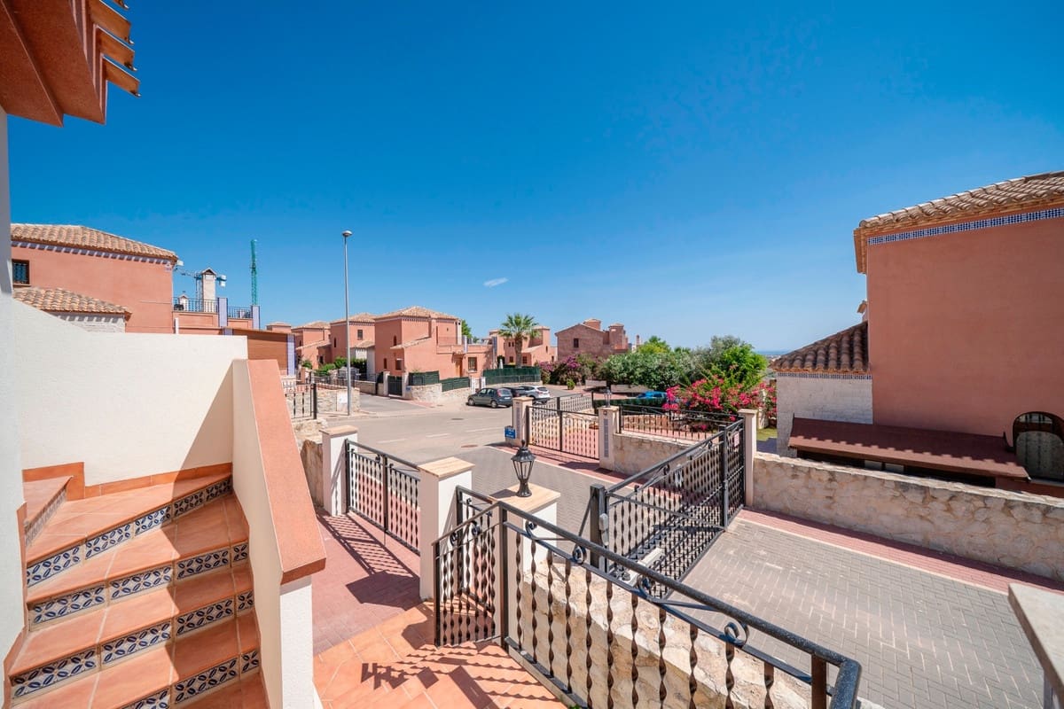 2 soverom Villa til salgs i San Miguel de Salinas med svømmebasseng - € 179 000 (Ref: 9453032)