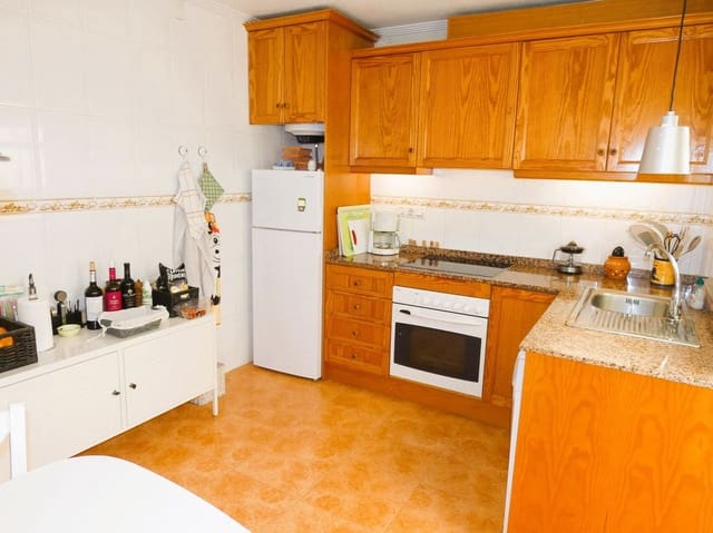 2 sypialnia Willa na sprzedaż w El Chaparral, Torrevieja z basenem - 179 000 € (Ref: 9453134)