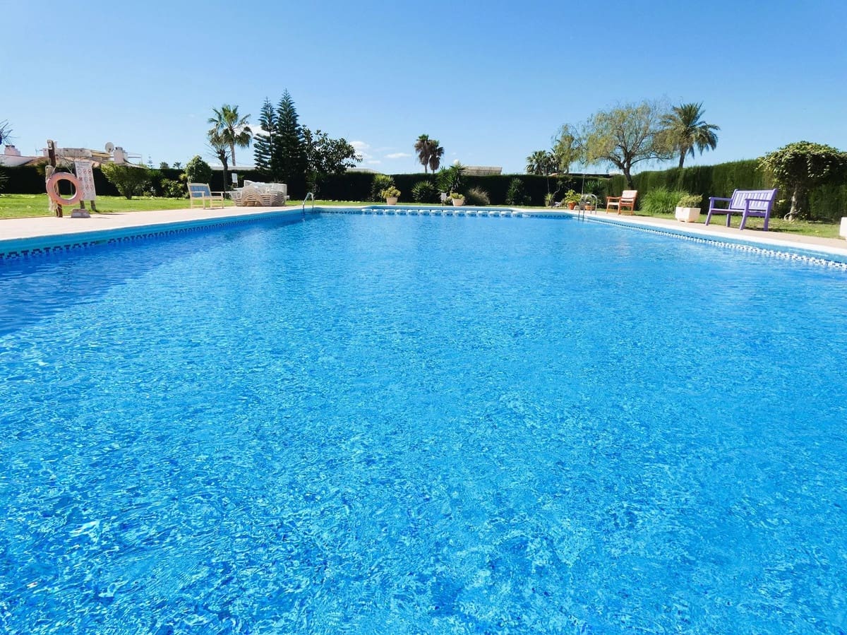 2 soverom Villa til salgs i Torrevieja med svømmebasseng - € 179 000 (Ref: 9453134)