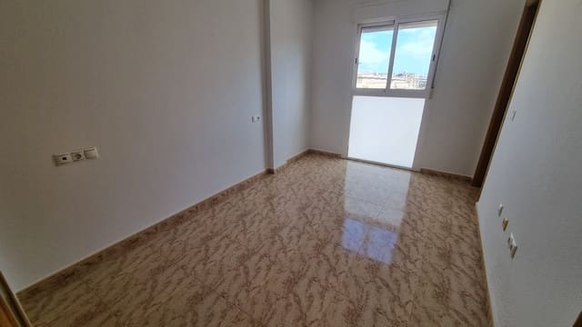 3 quarto Casa em Banda para venda em Villamartin, Orihuela - 190 000 € (Ref: 9464949)