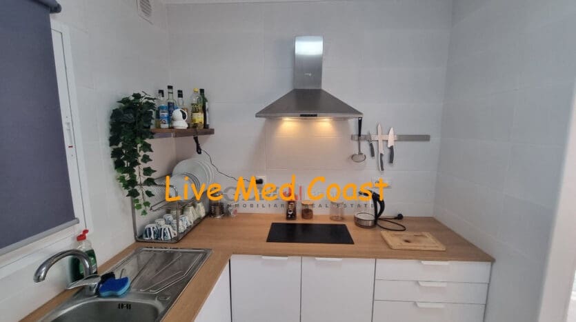 2 makuuhuone Omakotitalo myytävänä paikassa Los Narejos mukana 
autotalli - 129 000 € (Ref: 9468018)