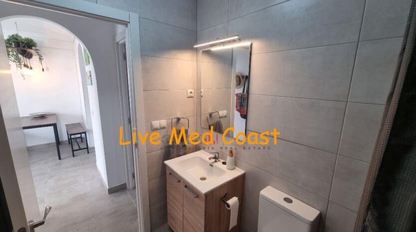 2 makuuhuone Omakotitalo myytävänä paikassa Los Narejos mukana 
autotalli - 129 000 € (Ref: 9468018)