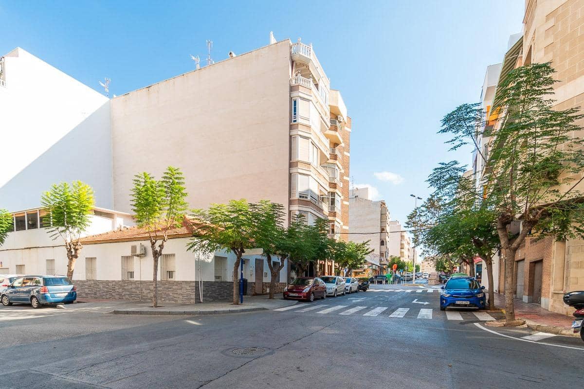3 soveværelse Lejlighed til salg i Torrevieja - € 209.000 (Ref: 9470924)