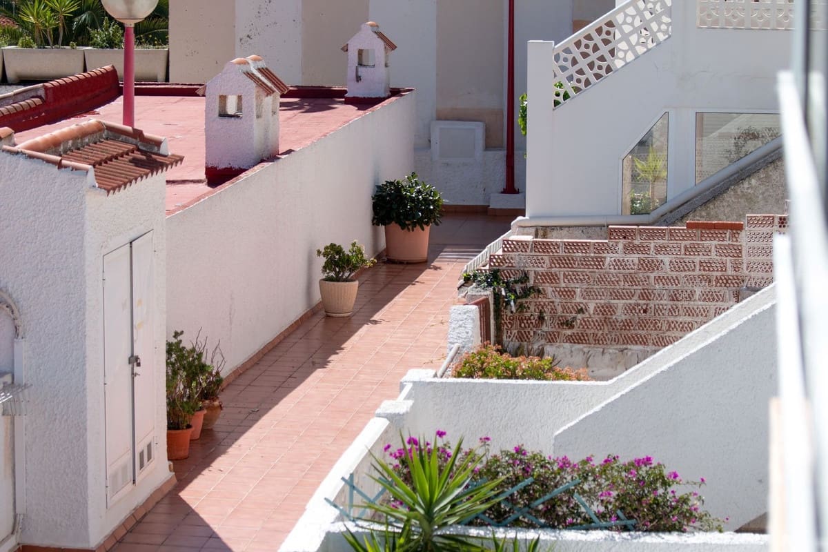 1 camera da letto Appartamento in vendita in Torrevieja con piscina - 129.000 € (Rif: 9476273)