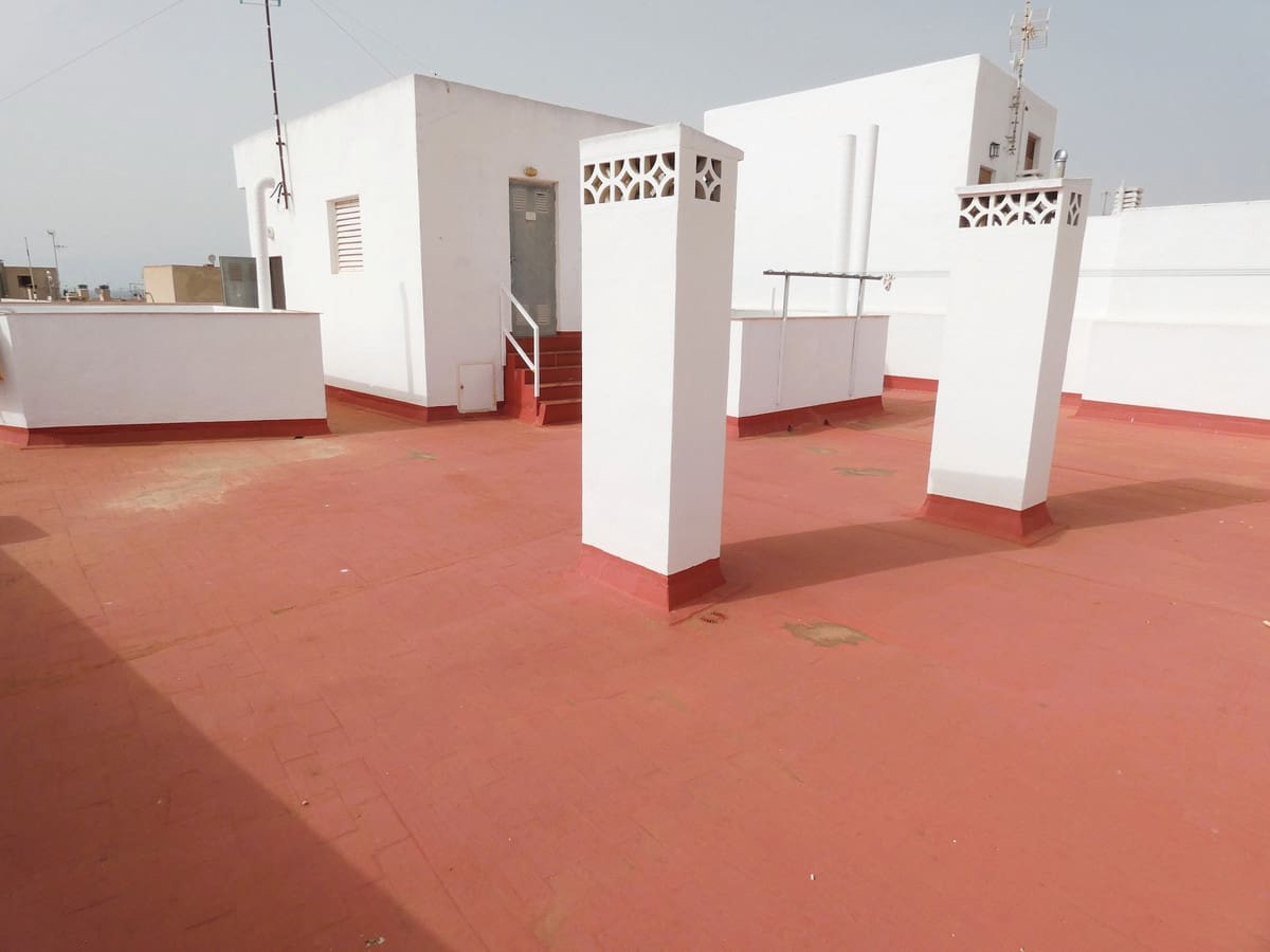 2 chambre Penthouse à vendre à Torrevieja - 110 000 € (Ref: 9476275)