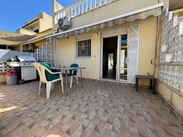 2 soveværelse Byhus til salg i La Mata, Torrevieja med swimmingpool - € 129.900 (Ref: 9476279)