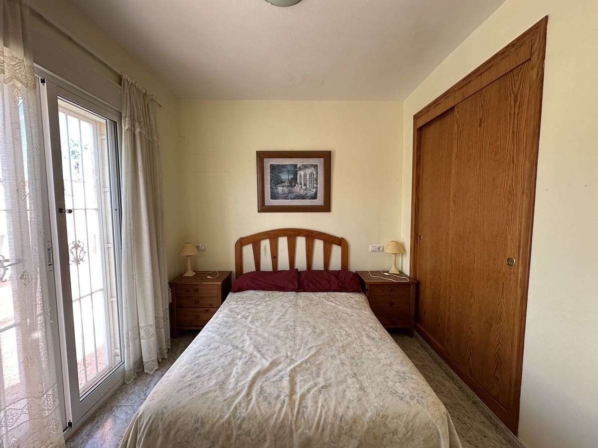 2 quarto Casa em Banda para venda em Cabo Roig com piscina - 160 000 € (Ref: 9476282)