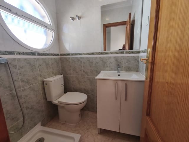 3 makuuhuone Omakotitalo myytävänä paikassa Punta Prima, Orihuela mukana uima-altaan - 230 000 € (Ref: 9478667)