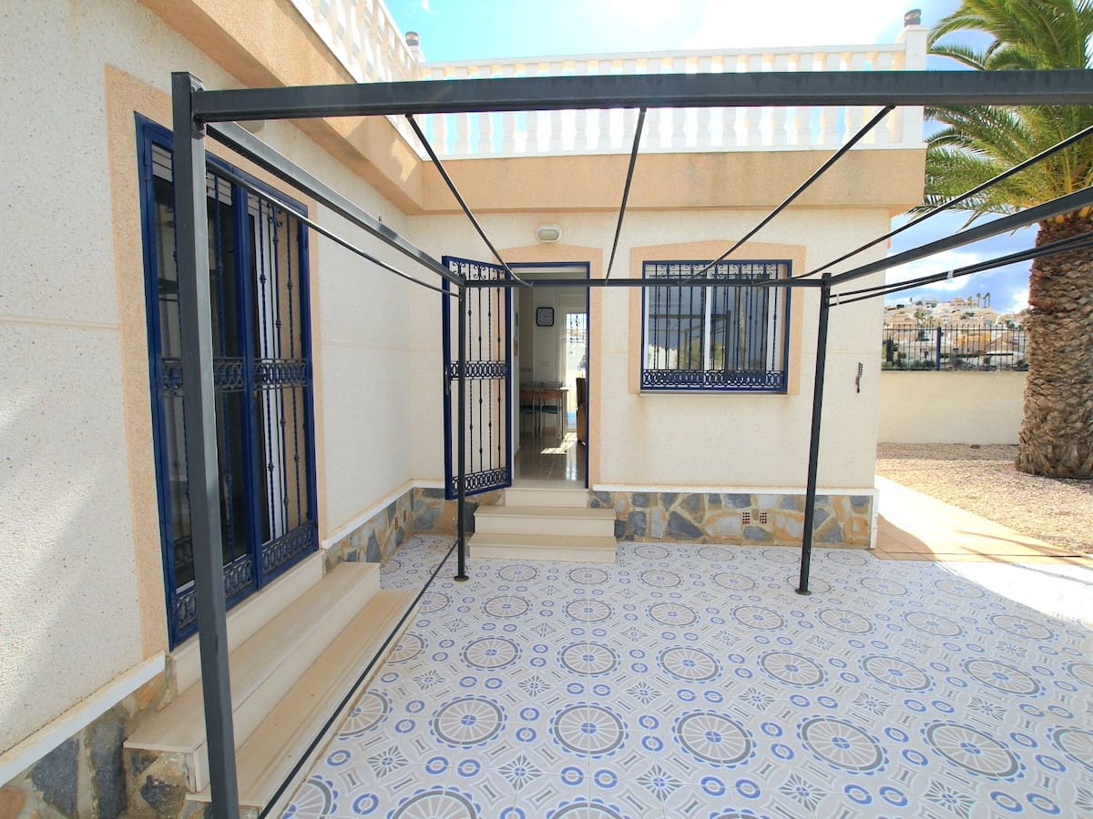 5 bedroom Villa for sale in Ciudad Quesada with pool - € 625,000 (Ref: 9499623)