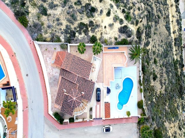 5 bedroom Villa for sale in Ciudad Quesada, Rojales with pool - € 625,000 (Ref: 9499623)