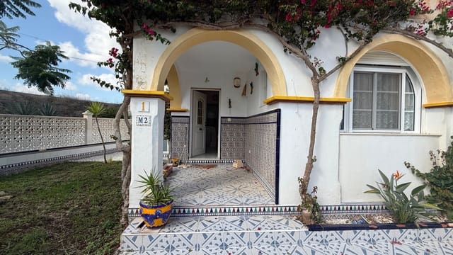 2 Zimmer Apartment zu verkaufen in San Miguel de Salinas mit Pool - 199.900 € (Ref: 9501792)