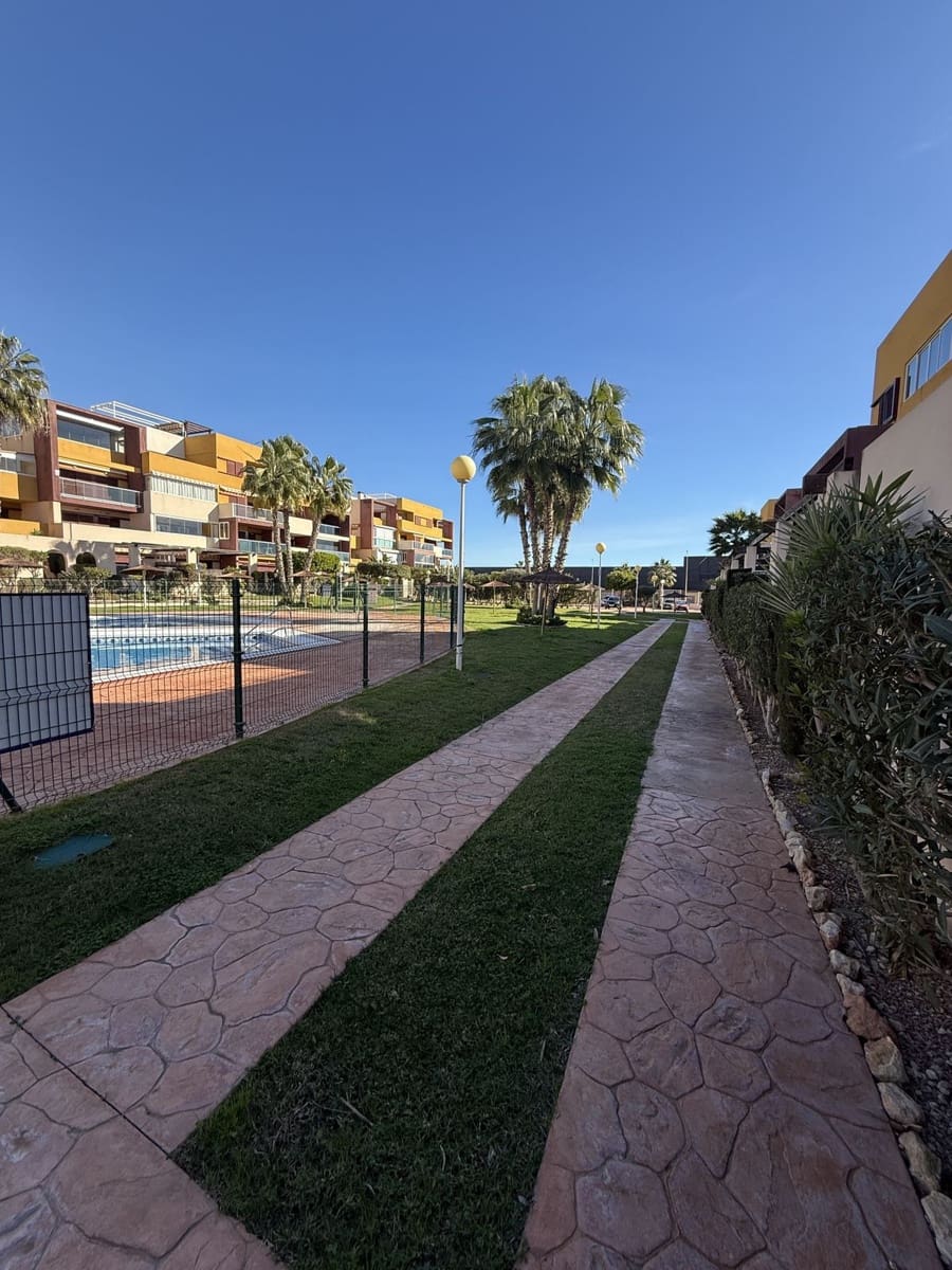 2 bedroom Apartment for sale in Playa Flamenca with pool garage - € 174,900 (Ref: 9501797)