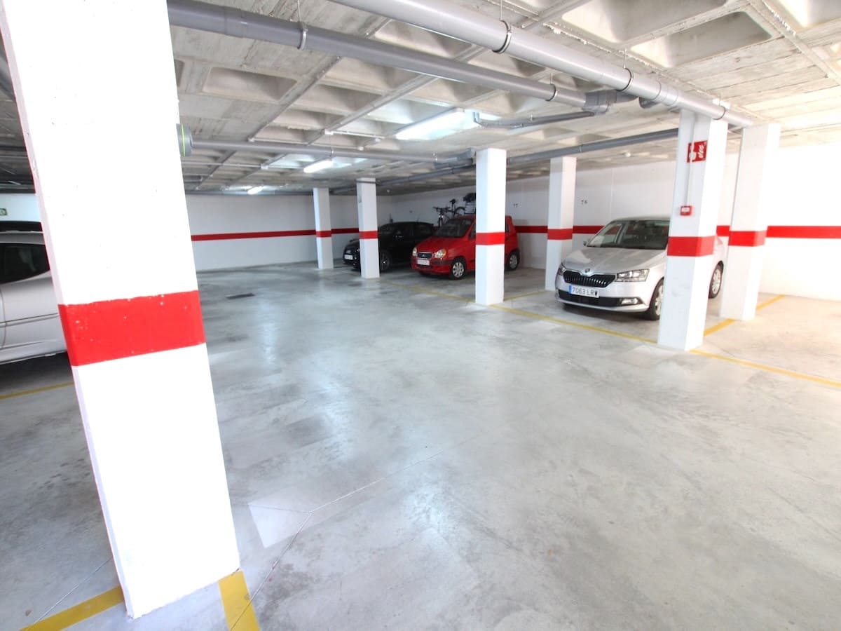 2 makuuhuone Huoneisto myytävänä paikassa Villamartin mukana uima-altaan 
autotalli - 235 000 € (Ref: 9501802)