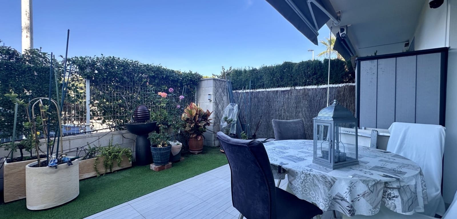 3 quarto Apartamento para venda em Punta Prima com piscina - 295 000 € (Ref: 9503619)