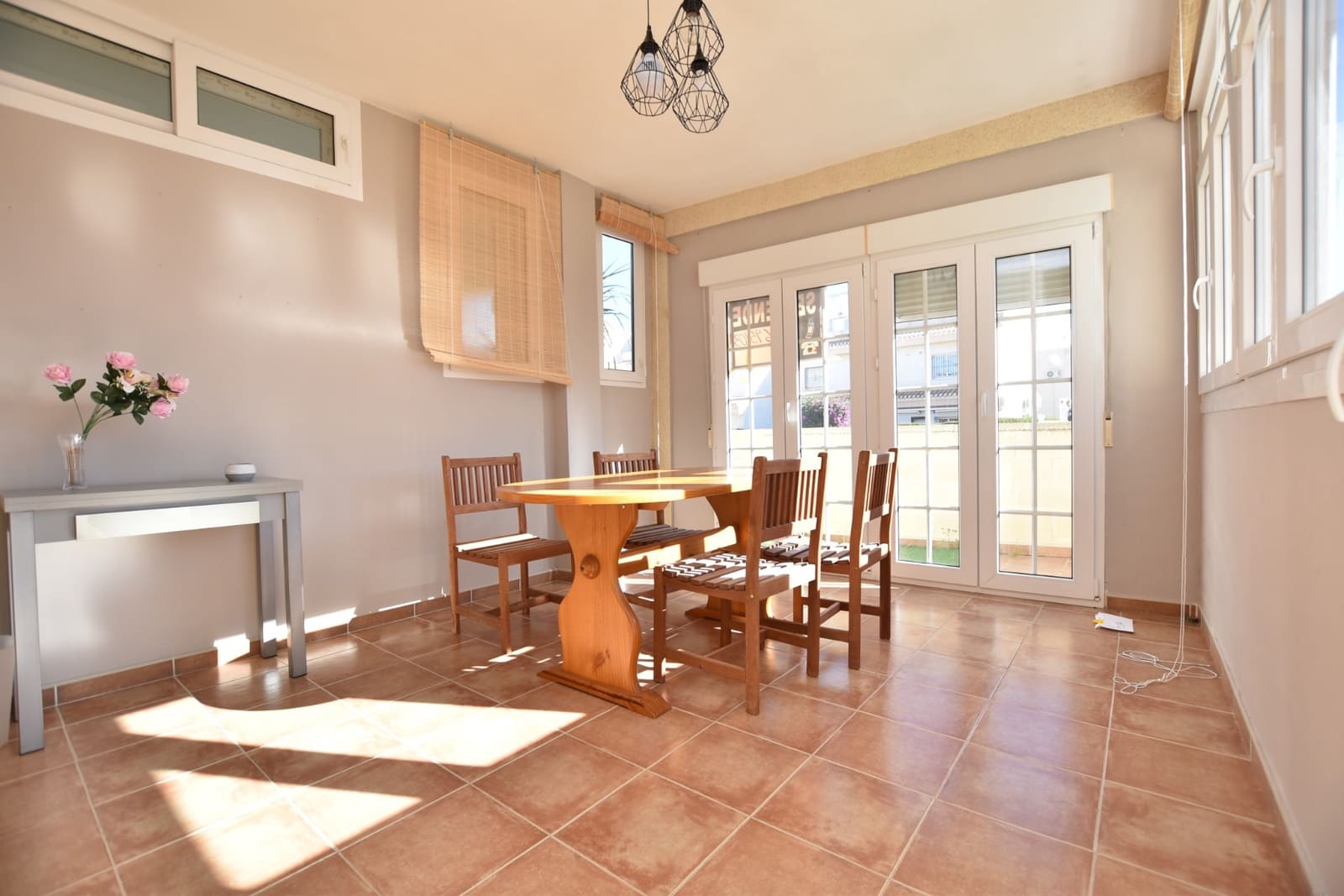 3 quarto Casa em Banda para venda em Playa Flamenca com piscina - 239 000 € (Ref: 9503623)