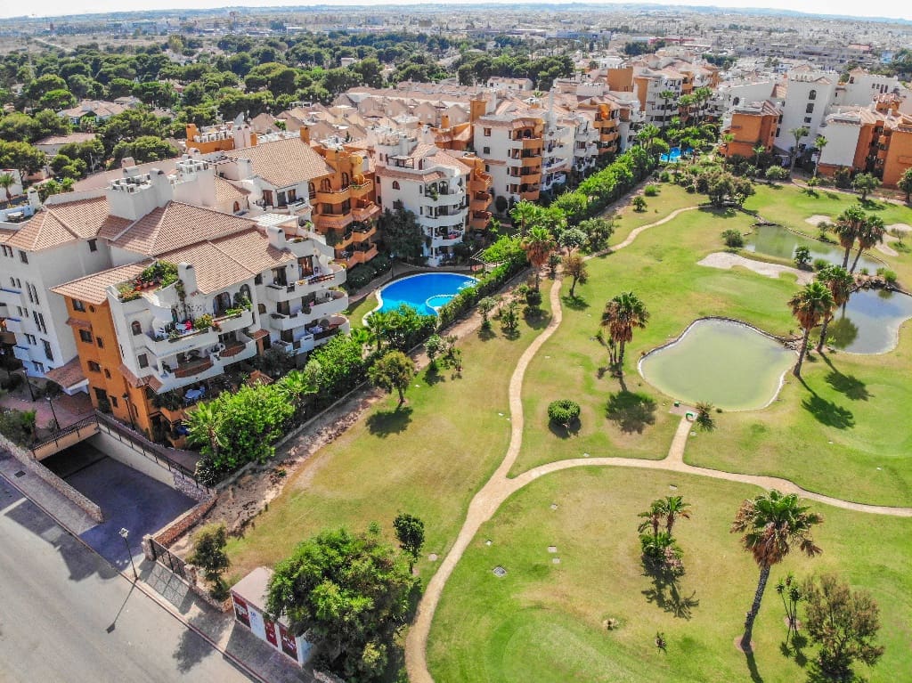 2 quarto Apartamento para venda em Orihuela Costa com piscina garagem - 365 000 € (Ref: 9508215)