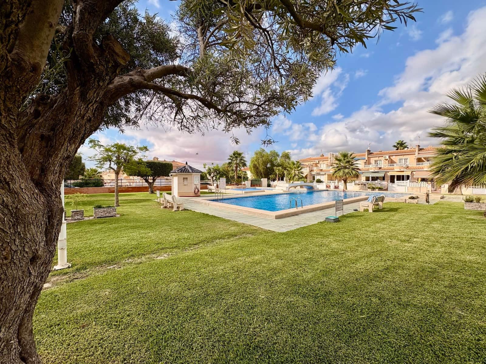 3 quarto Casa em Banda para venda em Ciudad Quesada com piscina - 249 000 € (Ref: 9508221)