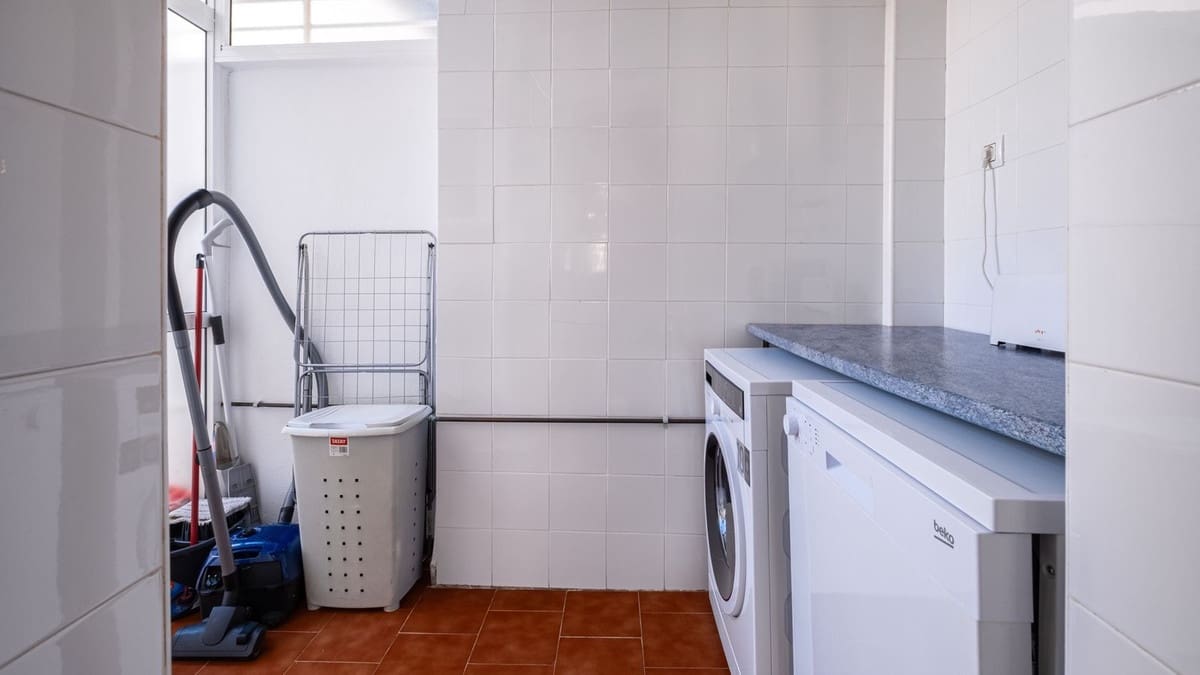 2 sypialnia Apartament na sprzedaż w Orihuela Costa z basenem garażem - 239 000 € (Ref: 9511930)