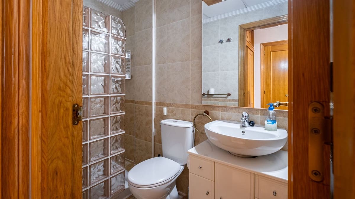 2 sypialnia Apartament na sprzedaż w Orihuela Costa z basenem garażem - 239 000 € (Ref: 9511930)