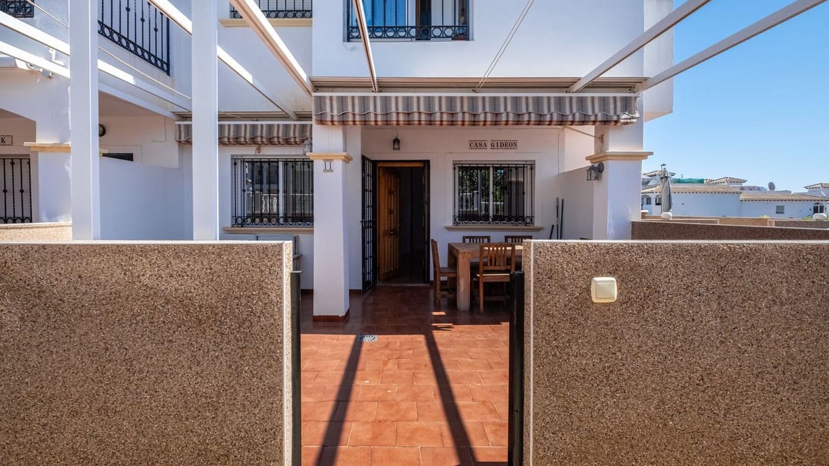 2 chambre Appartement à vendre à Orihuela Costa avec piscine garage - 219 000 € (Ref: 9511930)