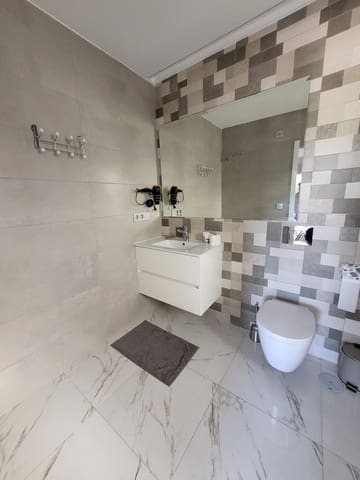 3 soveværelse Villa til salg i Villamartin, Orihuela med swimmingpool garage - € 400.000 (Ref: 9536672)