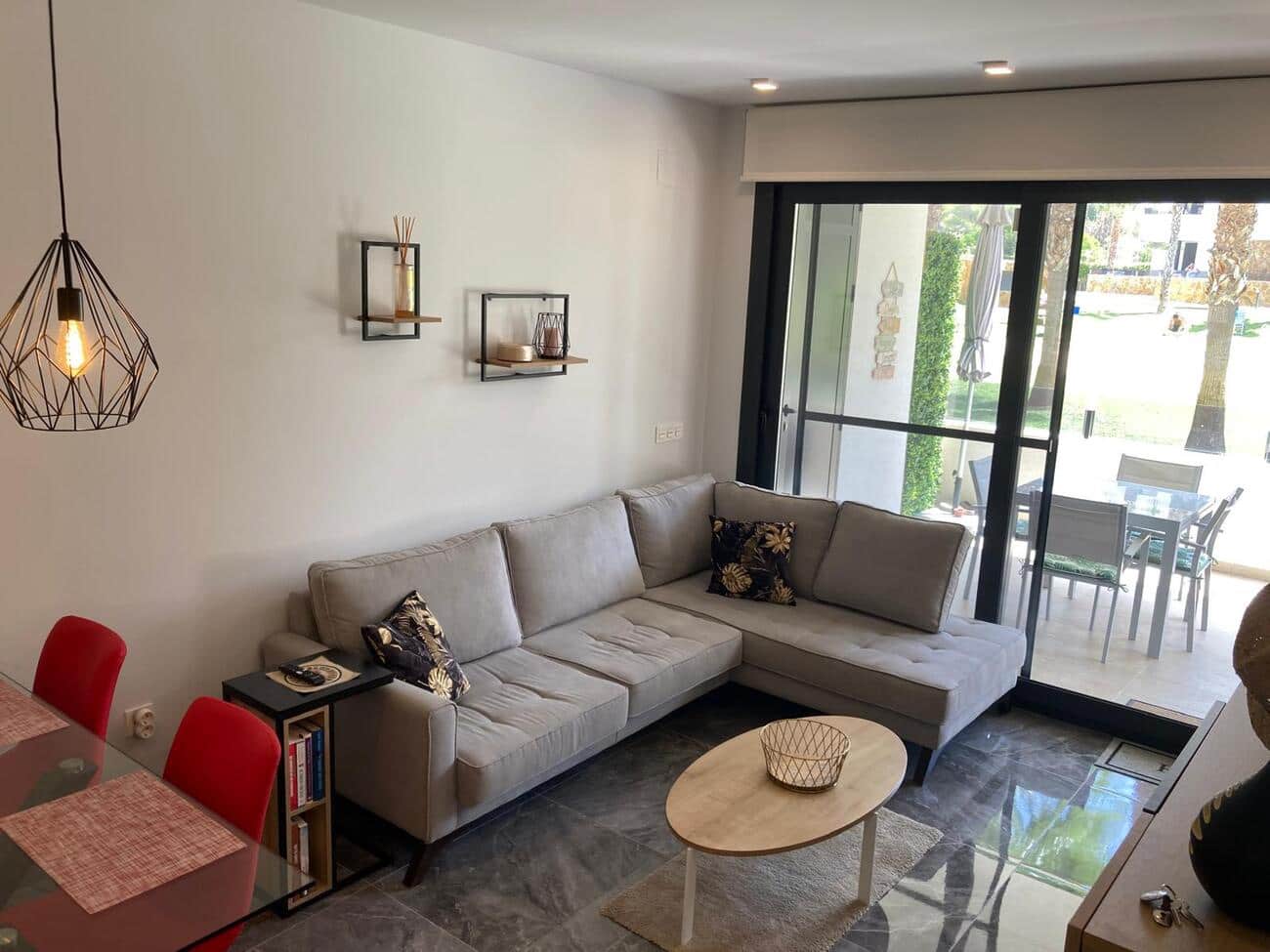 2 soverom Leilighet til salgs i Los Altos med svømmebasseng garasje - € 284 500 (Ref: 9537174)