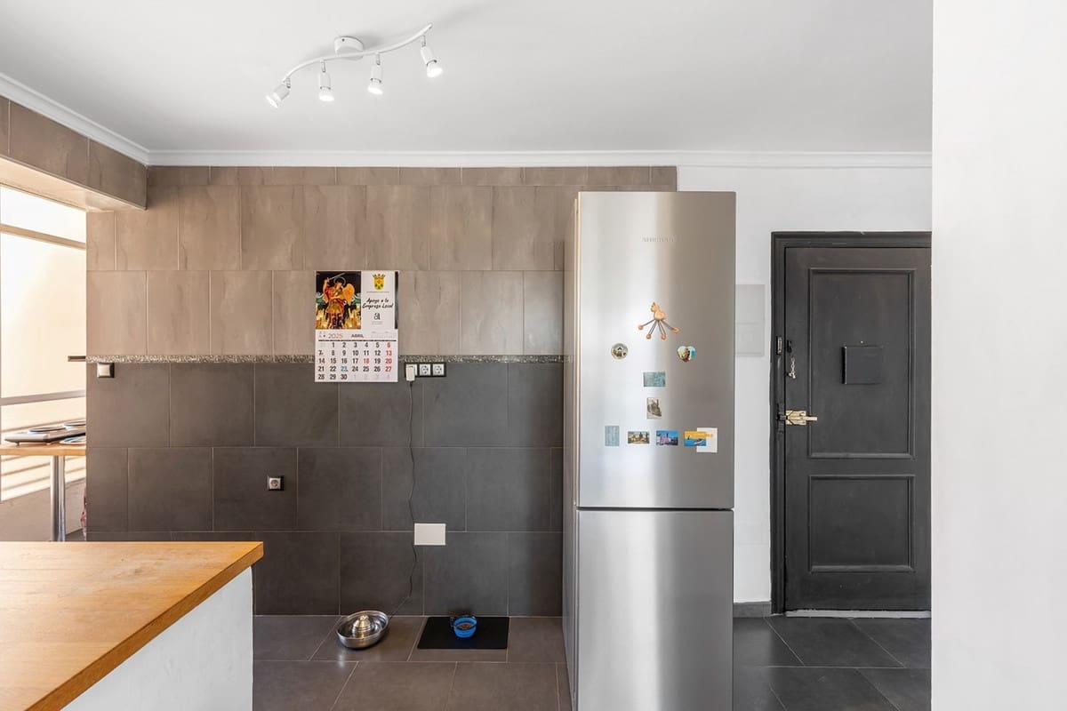 2 bedroom Apartment for sale in Daya Nueva - € 119,500 (Ref: 9540670)