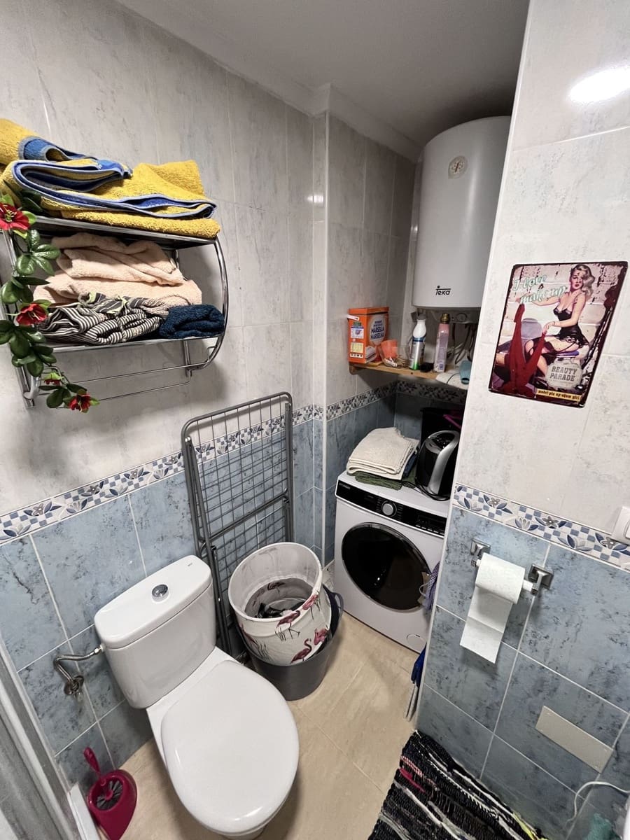 2 bedroom Penthouse for sale in Daya Nueva with pool - € 114,900 (Ref: 9540677)