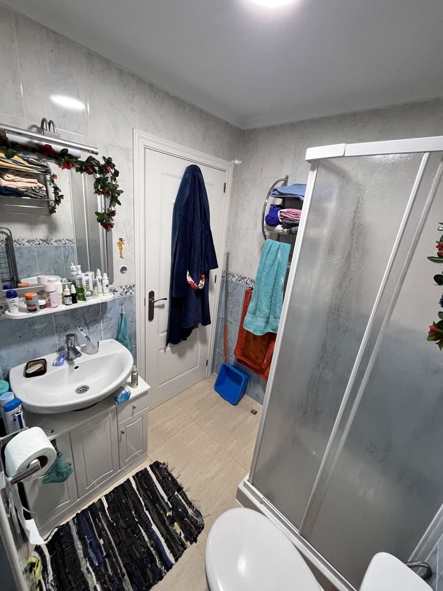 2 bedroom Penthouse for sale in Daya Nueva with pool - € 114,900 (Ref: 9540677)