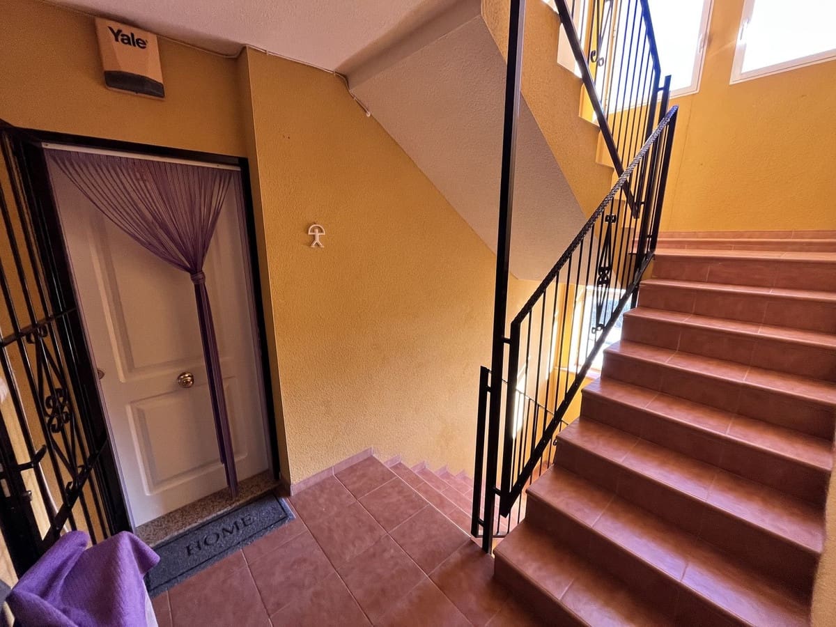 2 bedroom Penthouse for sale in Daya Nueva with pool - € 114,900 (Ref: 9540677)