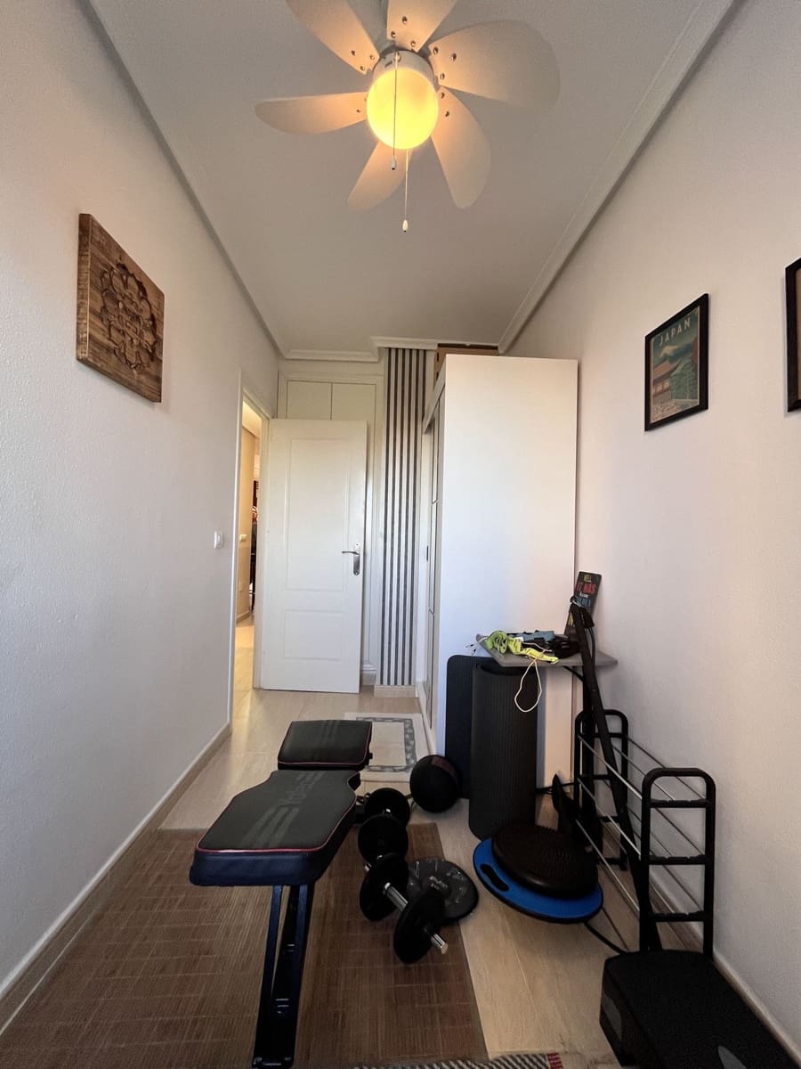 2 bedroom Penthouse for sale in Daya Nueva with pool - € 114,900 (Ref: 9540677)