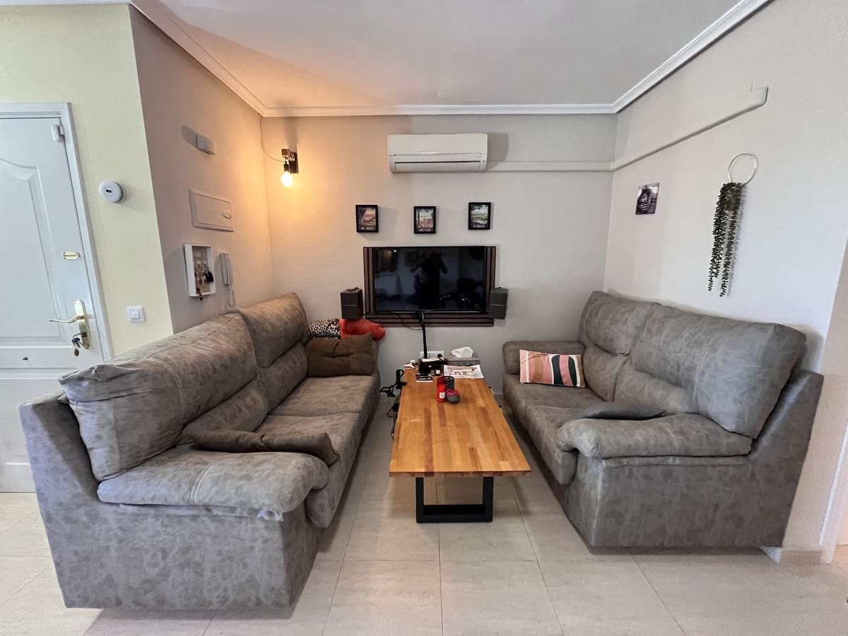 2 bedroom Penthouse for sale in Daya Nueva with pool - € 114,900 (Ref: 9540677)