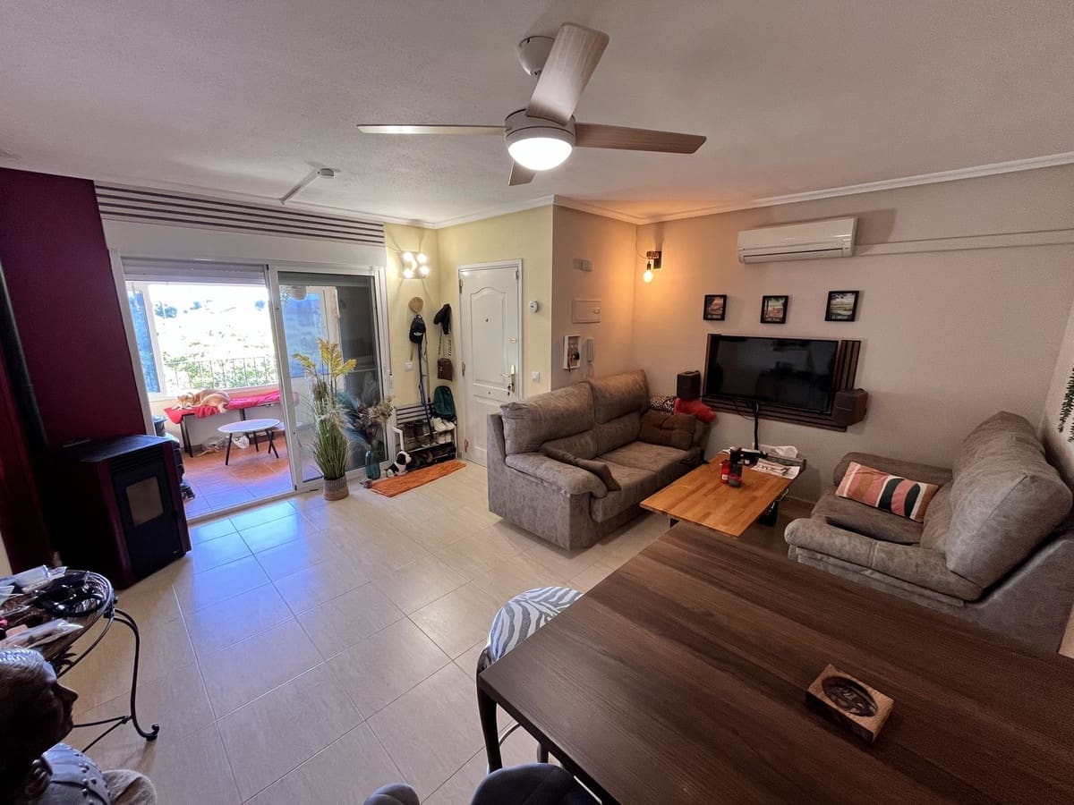 2 bedroom Penthouse for sale in Daya Nueva with pool - € 114,900 (Ref: 9540677)