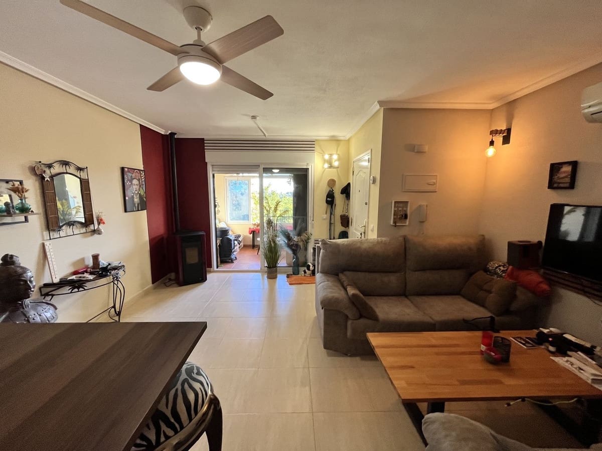 2 bedroom Penthouse for sale in Daya Nueva with pool - € 114,900 (Ref: 9540677)