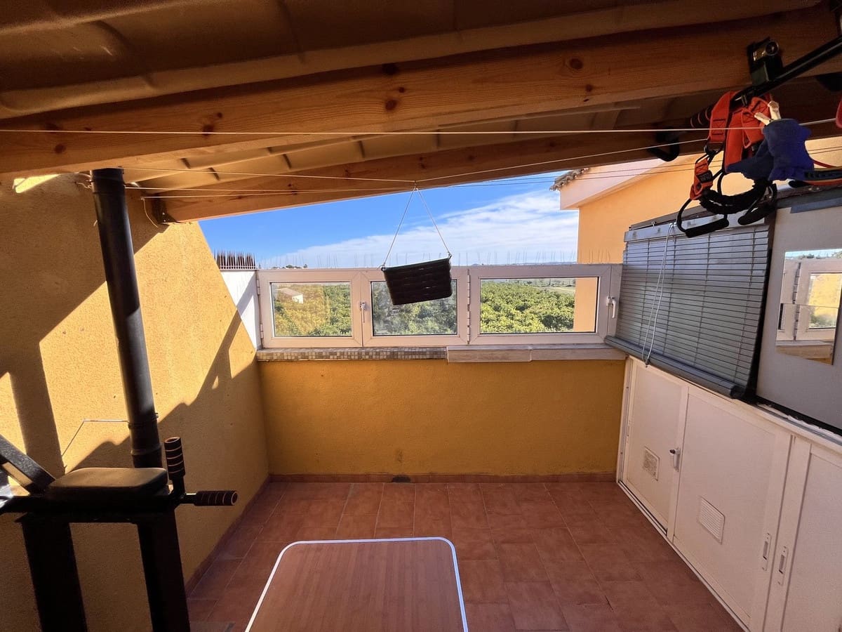 2 bedroom Penthouse for sale in Daya Nueva with pool - € 114,900 (Ref: 9540677)