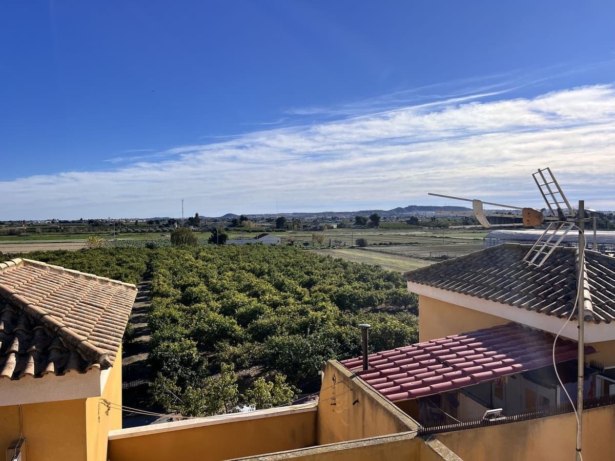 2 bedroom Penthouse for sale in Daya Nueva with pool - € 114,900 (Ref: 9540677)