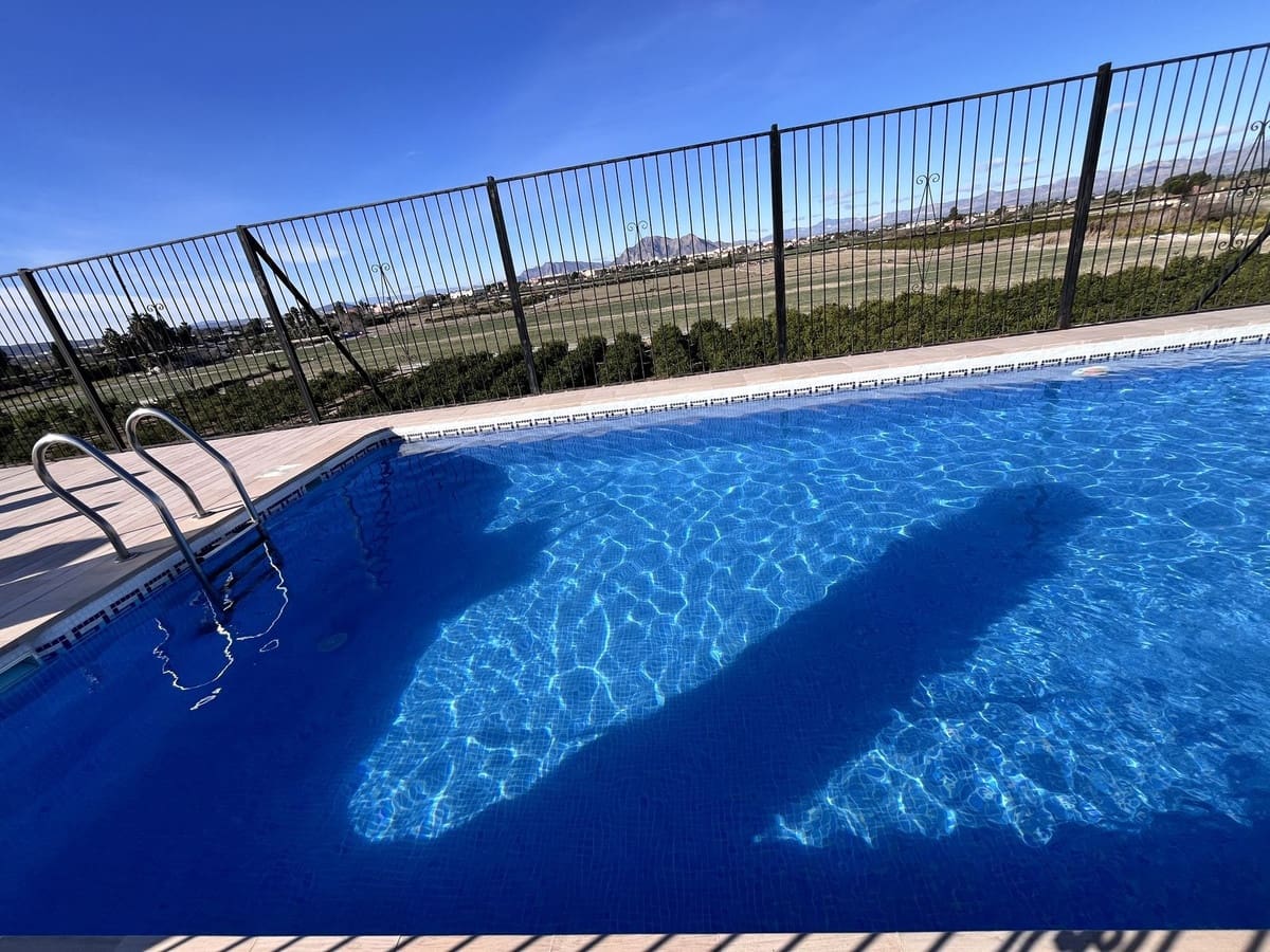 2 bedroom Penthouse for sale in Daya Nueva with pool - € 114,900 (Ref: 9540677)