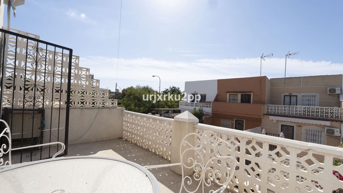 3 sovrum Hus till salu i Torrevieja - 139 000 € (Ref: 9540678)