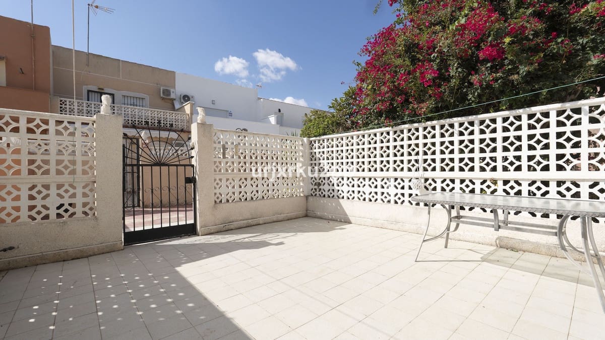 3 sovrum Hus till salu i Torrevieja - 139 000 € (Ref: 9540678)