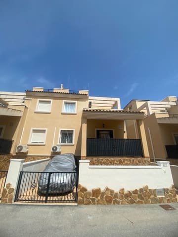 3 slaapkamer Huis te koop in San Miguel de Salinas met zwembad - € 219.900 (Ref: 9542960)