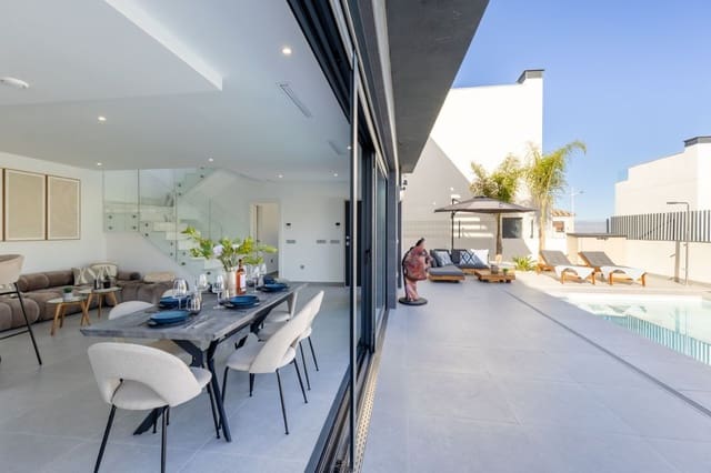 3 bedroom Villa for sale in Algorfa with pool garage - € 549,900 (Ref: 9542961)