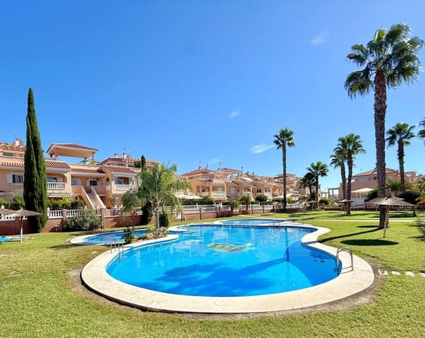 3 sypialnia Penthouse na sprzedaż w Playa Flamenca, Orihuela z basenem - 245 000 € (Ref: 9542962)