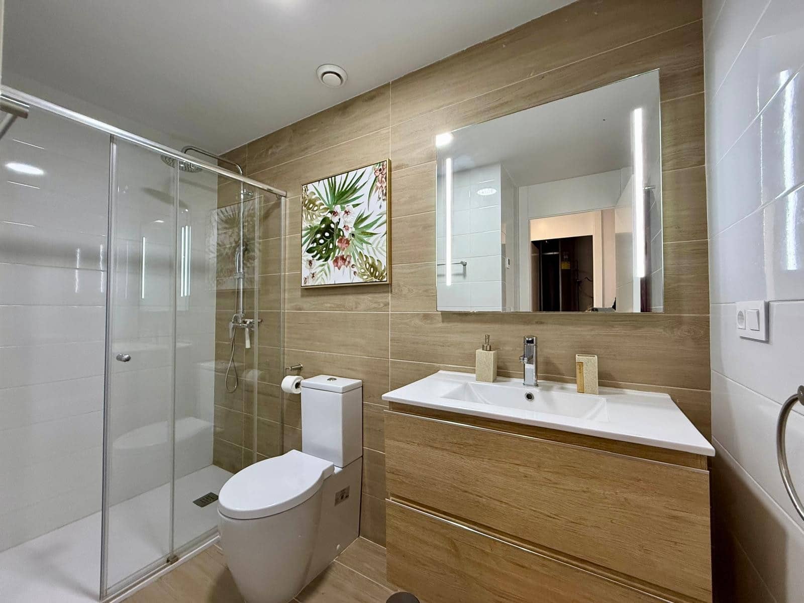 2 bedroom Apartment for sale in Villamartin with pool garage - € 259,000 (Ref: 9542967)