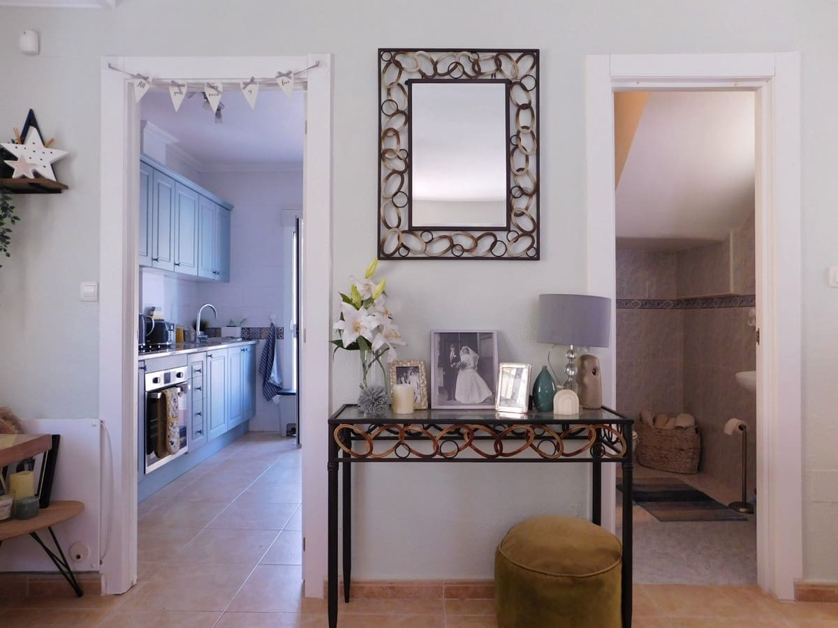 3 slaapkamer Villa te koop in Villamartin met zwembad garage - € 279.995 (Ref: 9550540)