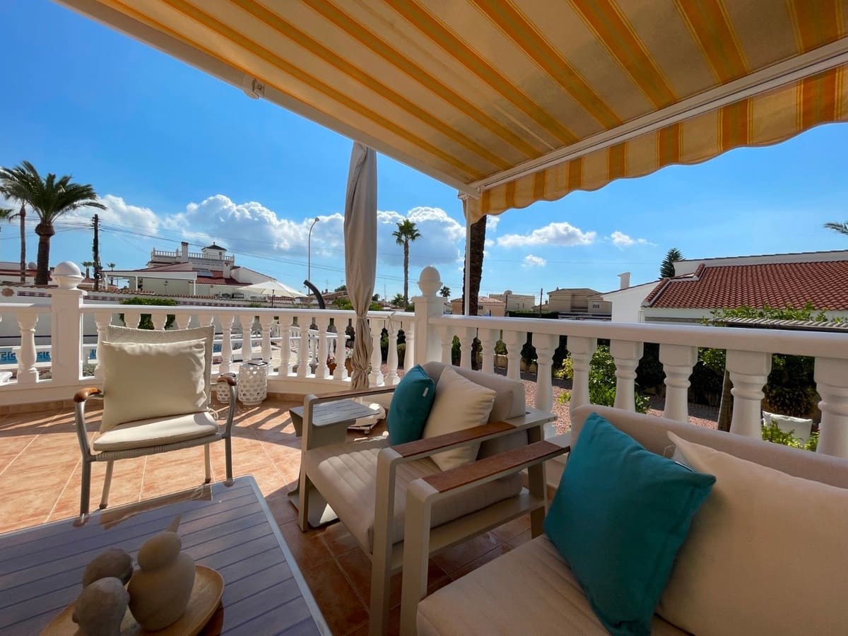 3 camera da letto Villa in vendita in Ciudad Quesada con piscina - 490.000 € (Rif: 9550542)