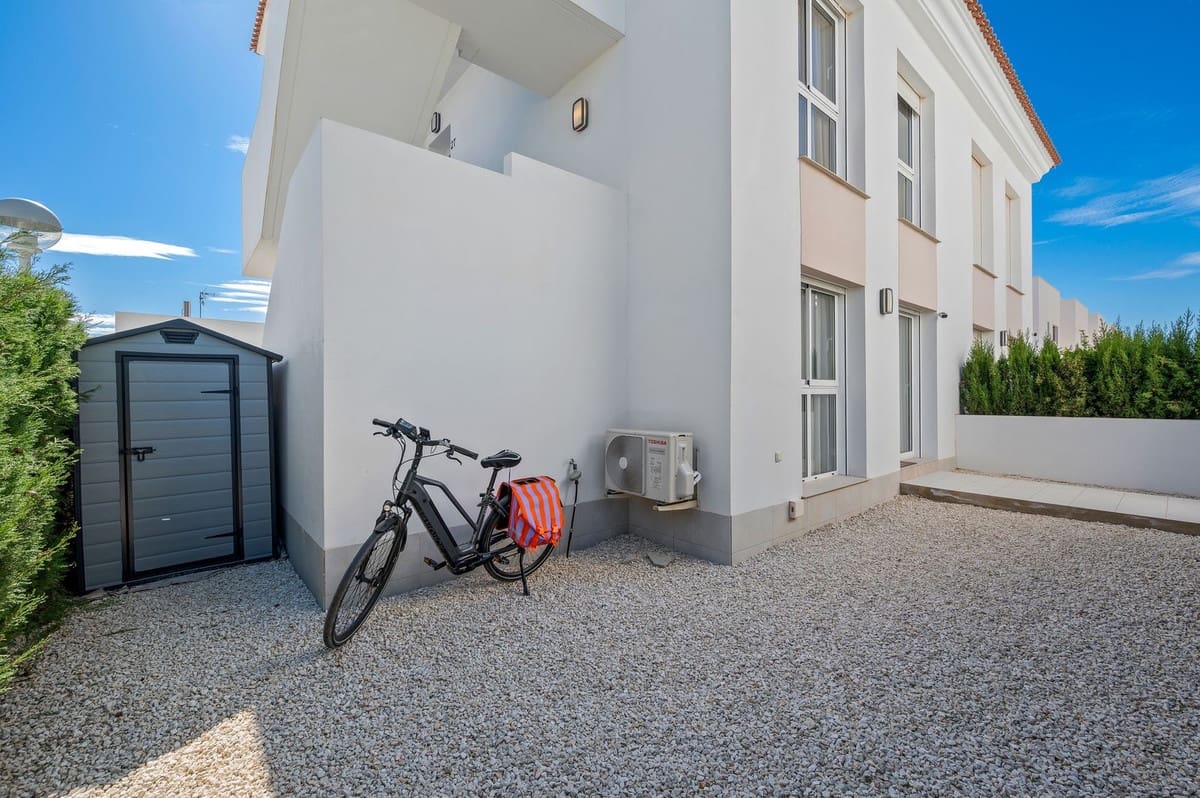 2 quarto Apartamento para venda em Ciudad Quesada com piscina - 299 000 € (Ref: 9550544)