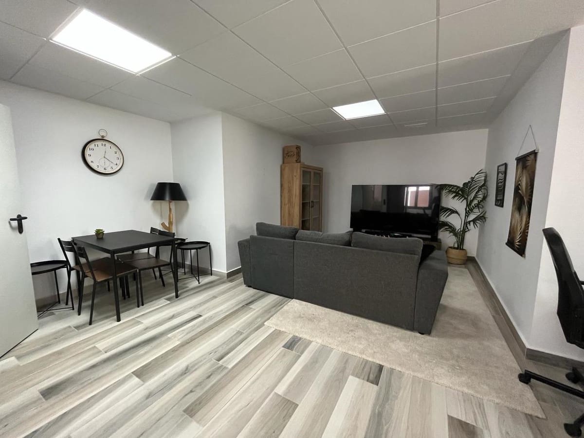 Chalet de 3 habitaciones en Los Balcones en venta con piscina garaje - 489.000 € (Ref: 9550547)