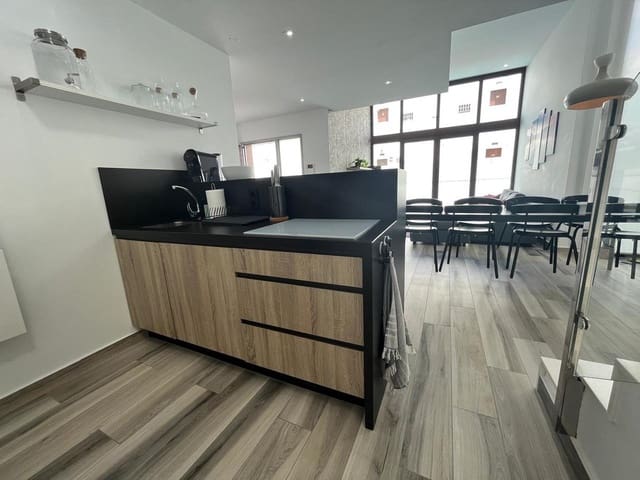 3 sypialnia Willa na sprzedaż w Los Balcones z basenem garażem - 479 000 € (Ref: 9553224)