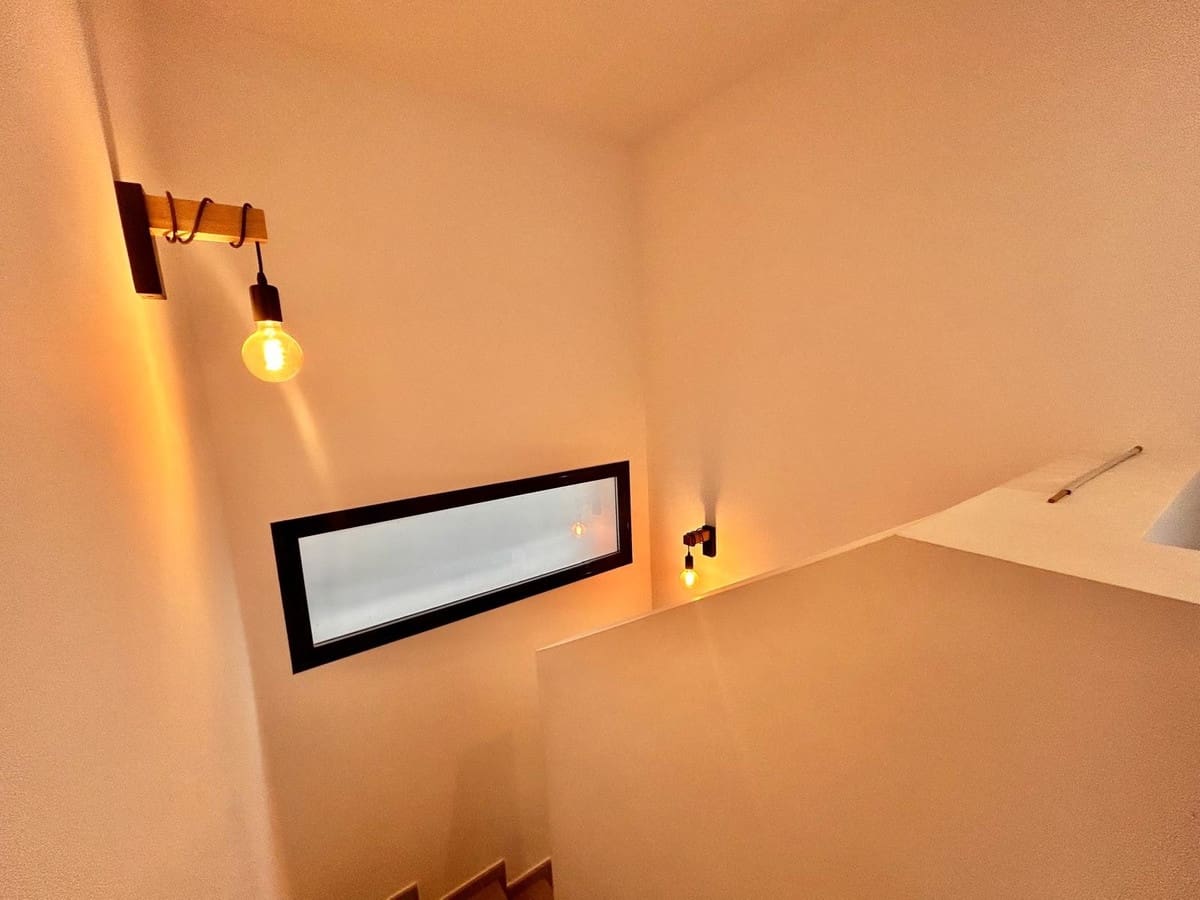 3 makuuhuone Huvila myytävänä paikassa Villamartin mukana uima-altaan - 329 900 € (Ref: 9553225)