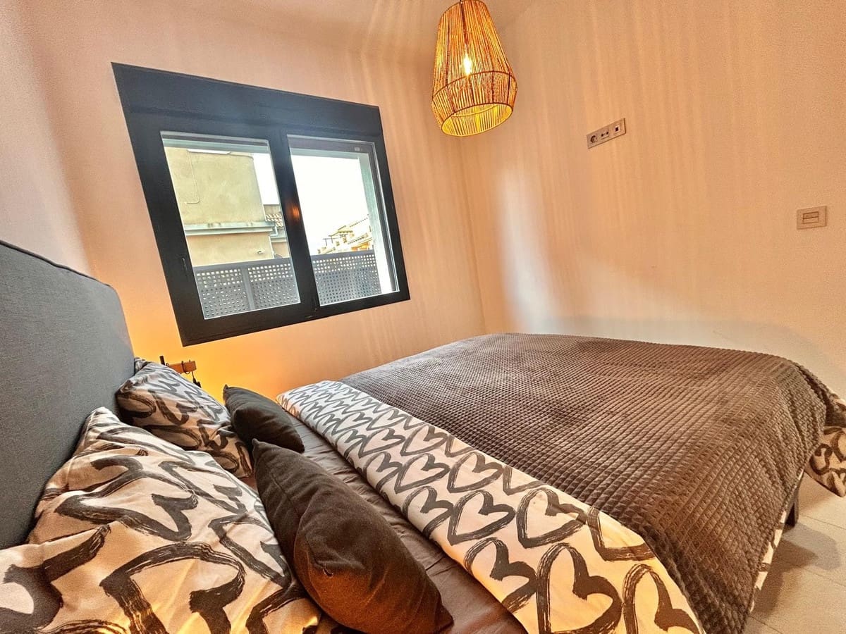 3 makuuhuone Huvila myytävänä paikassa Villamartin mukana uima-altaan - 329 900 € (Ref: 9553225)